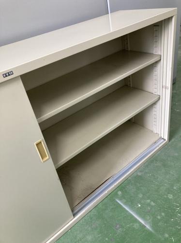 スチール引き違い書庫